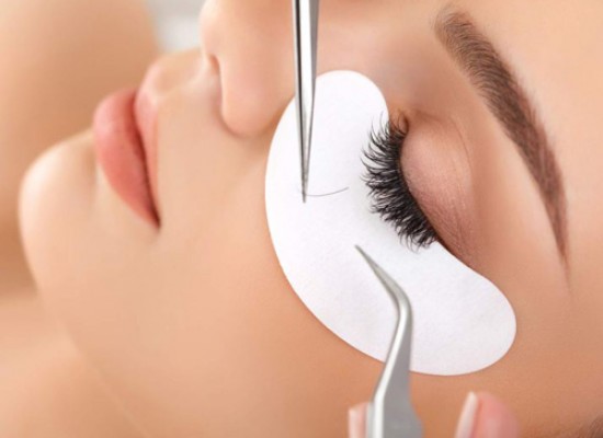 Kurs nadogradnje svilenih trepavica u trajanju od 2 dana! Kurs nadogradnje svilenih trepavica u trajanju od 2 dana!