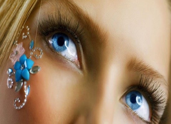 Nadogradnja svilenih trepavica uz fenomenalan popust!