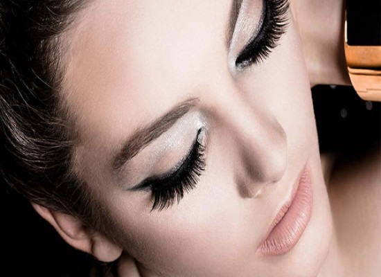 Nadogradnja svilenih trepavica uz fenomenalan popust!